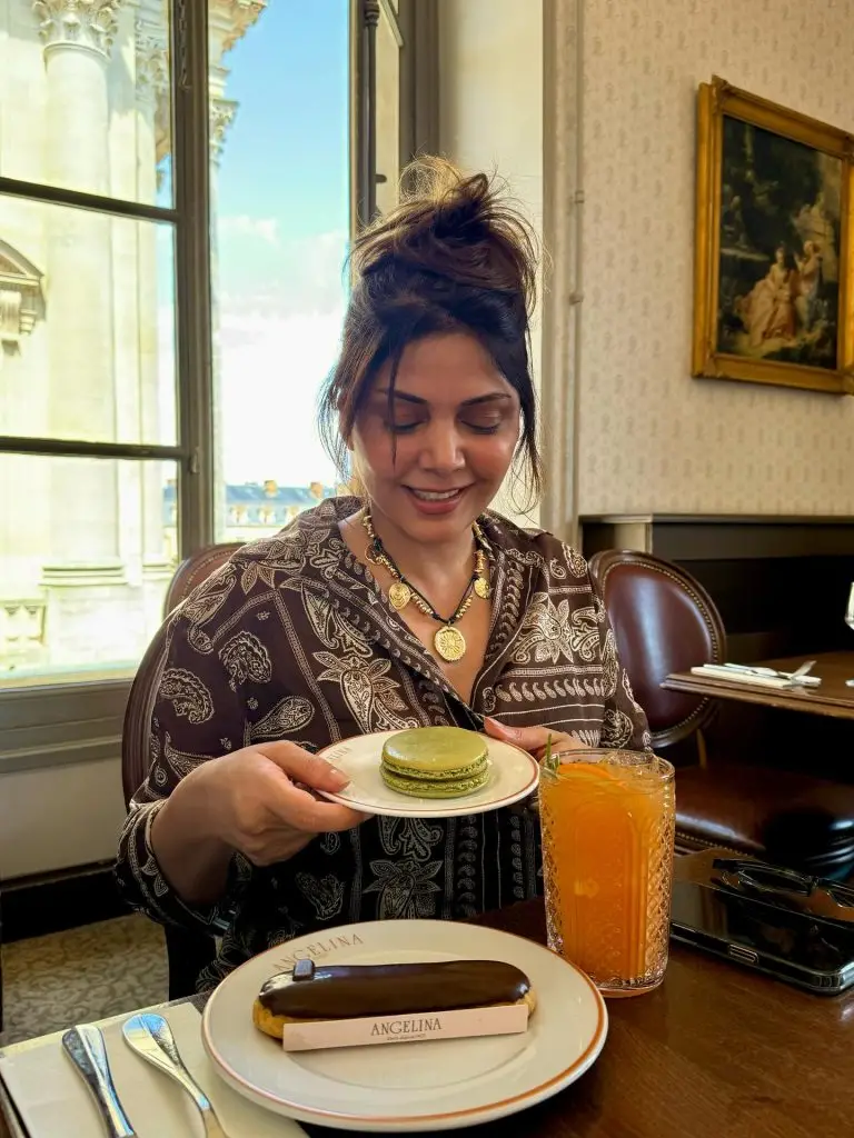 Hadiqa Kiani & Son Vacation In France