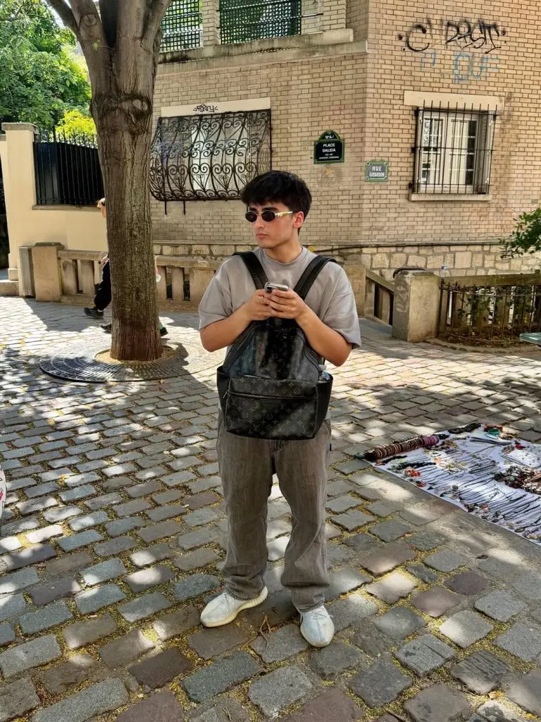 Hadiqa Kiani & Son Vacation In France