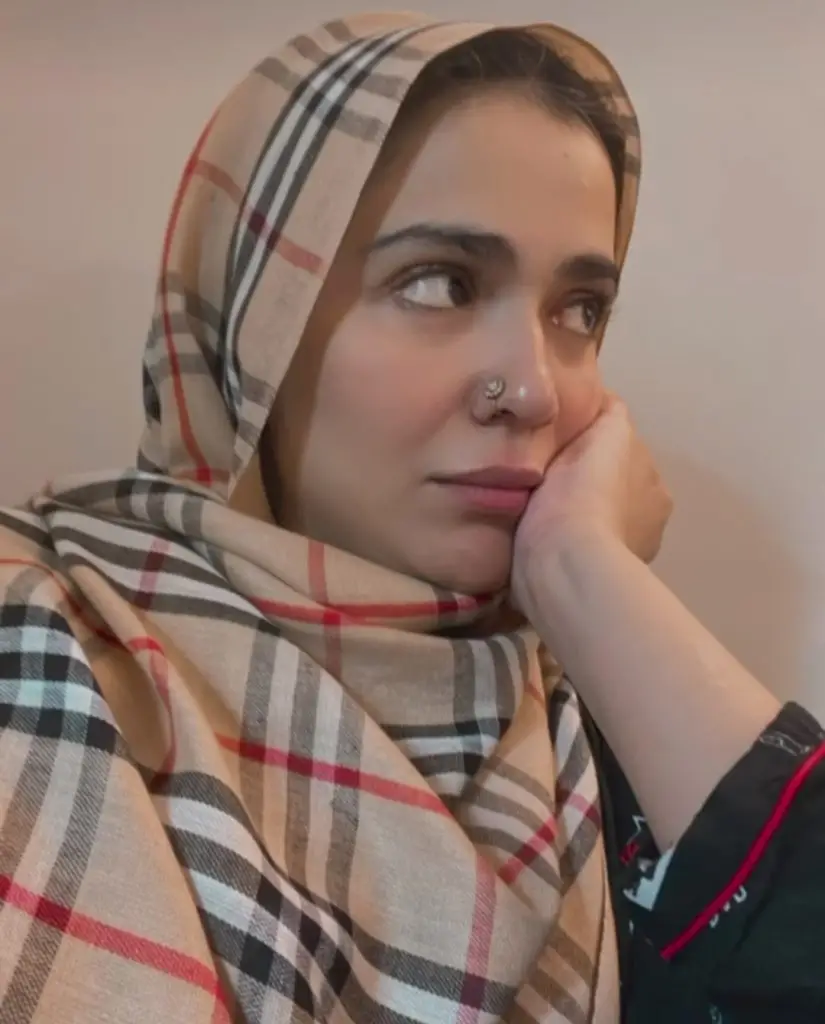 Mufti Tariq Masood Gets a Call from Humaima Malick