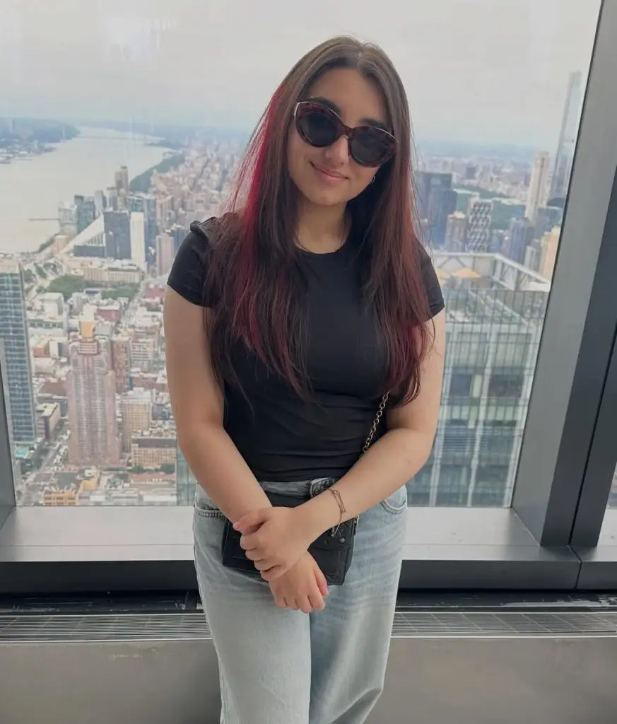 Javeria Saud Shares family Pictures From The Edge New York City