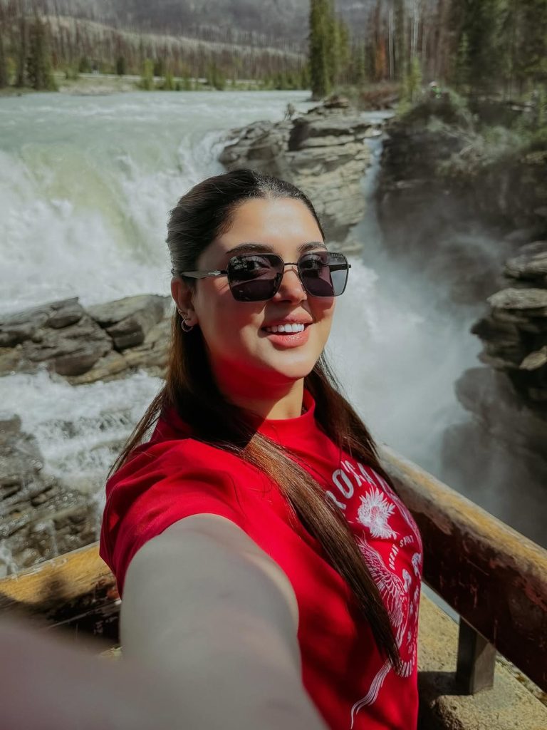 Kanwal Aftab & Family Vacation In Canada