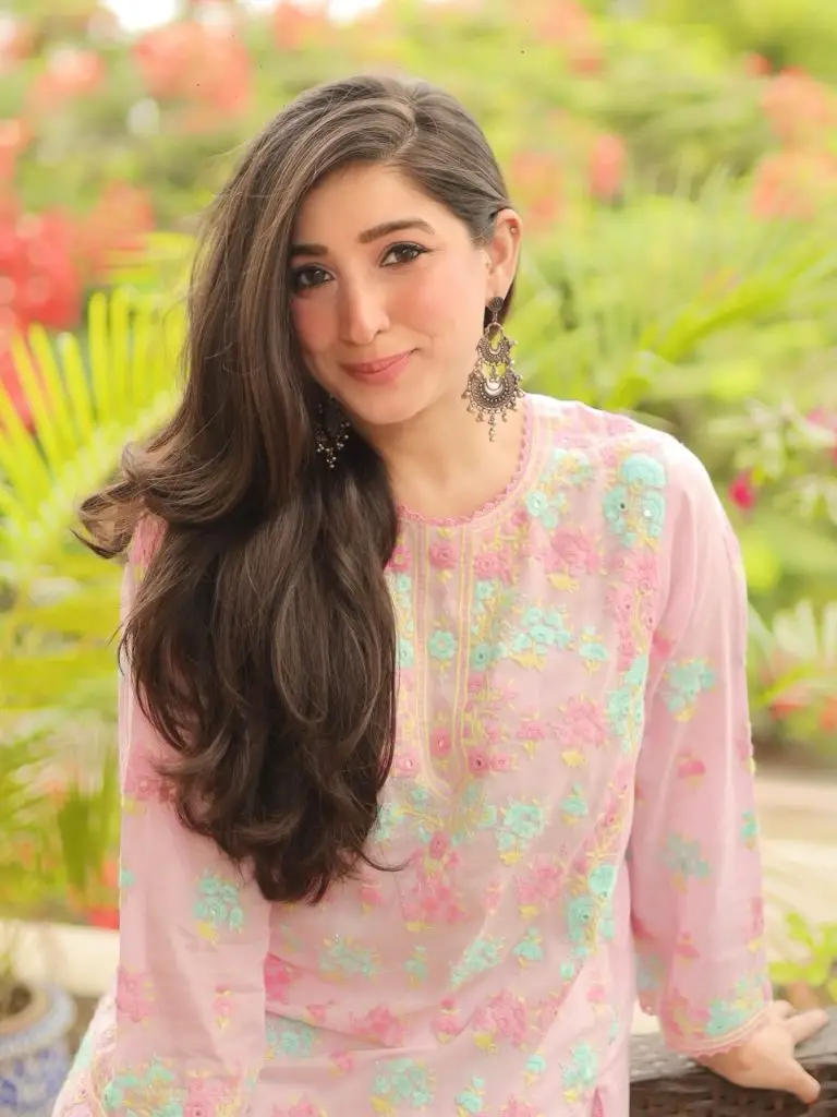 Mariyam Nafees Calls Out Hypocrisy Of Showbiz