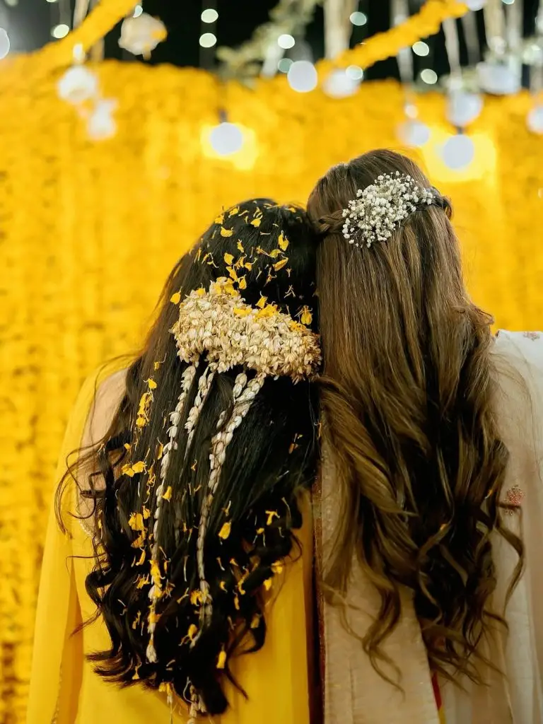 Mawra Hocane’s Sweet Birthday Wish For Sister Urwa Hocane
