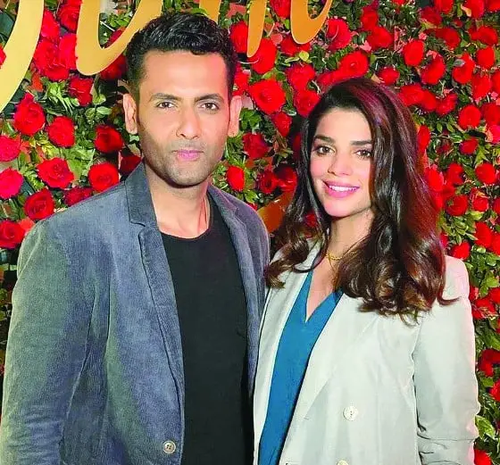 Top 10 Secure Pakistani Showbiz Husbands