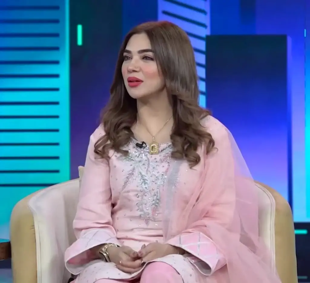 Natasha Ali Bold Statements About Hira Mani & Hania Aamir