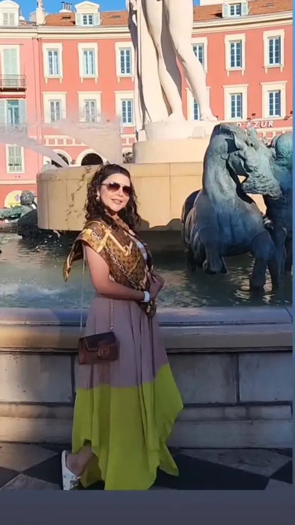 Nida Yasir Enjoying Her vacation In Nice France