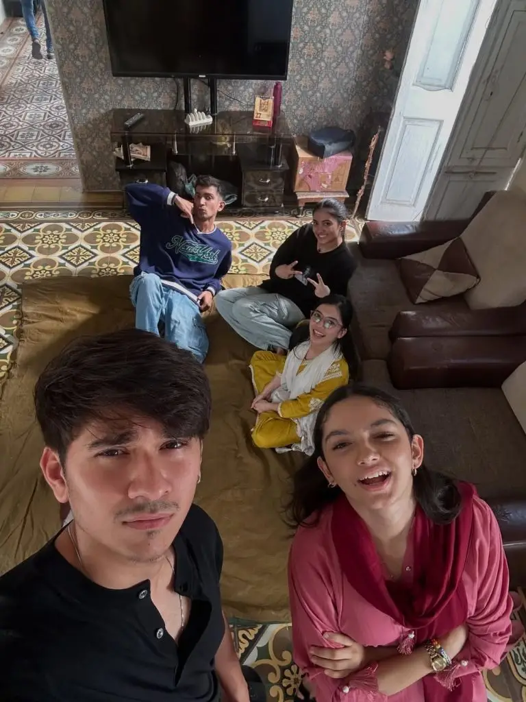 Reham Rafiq Speaks On Parwarish Showing Student Romance