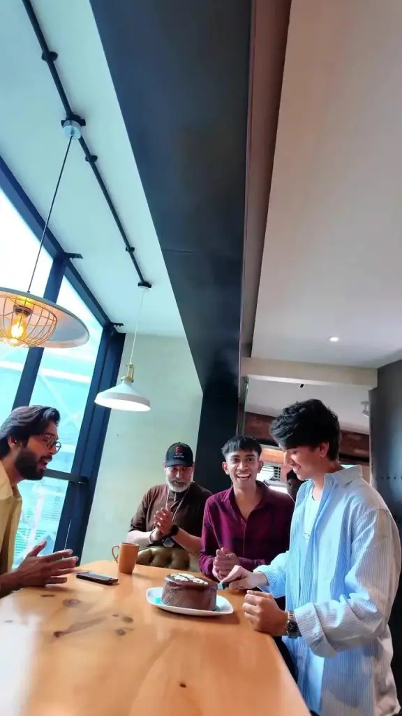 Fahad Mustafa’s Cutest Birthday Celebration For Samar Jafri