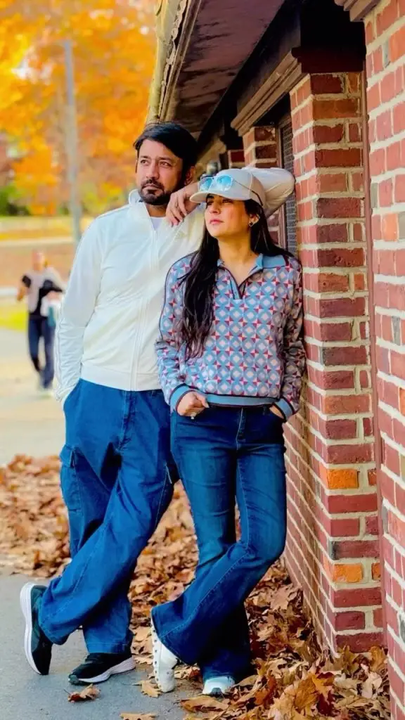 Sanam Baloch Shares Beautiful Pictures With Siblings