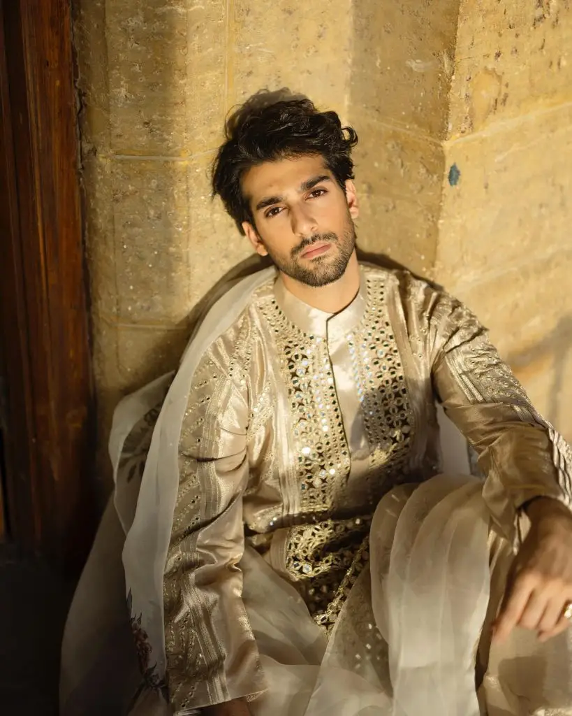 10 Pakistani Stars Who Climbed From Supporting to Lead Successfully