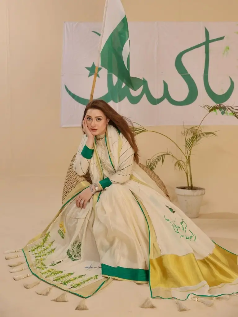 Pakistani Celebrities Share Sentiments On 78th Independence Day