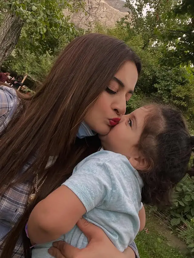 Aiman Khan’s Heartfelt Birthday Wish for Eldest Daughter Amal