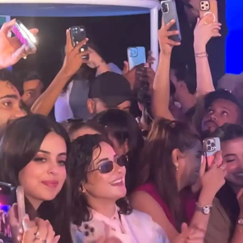 Hania Aamir Attends Asim Azhar’s Concert