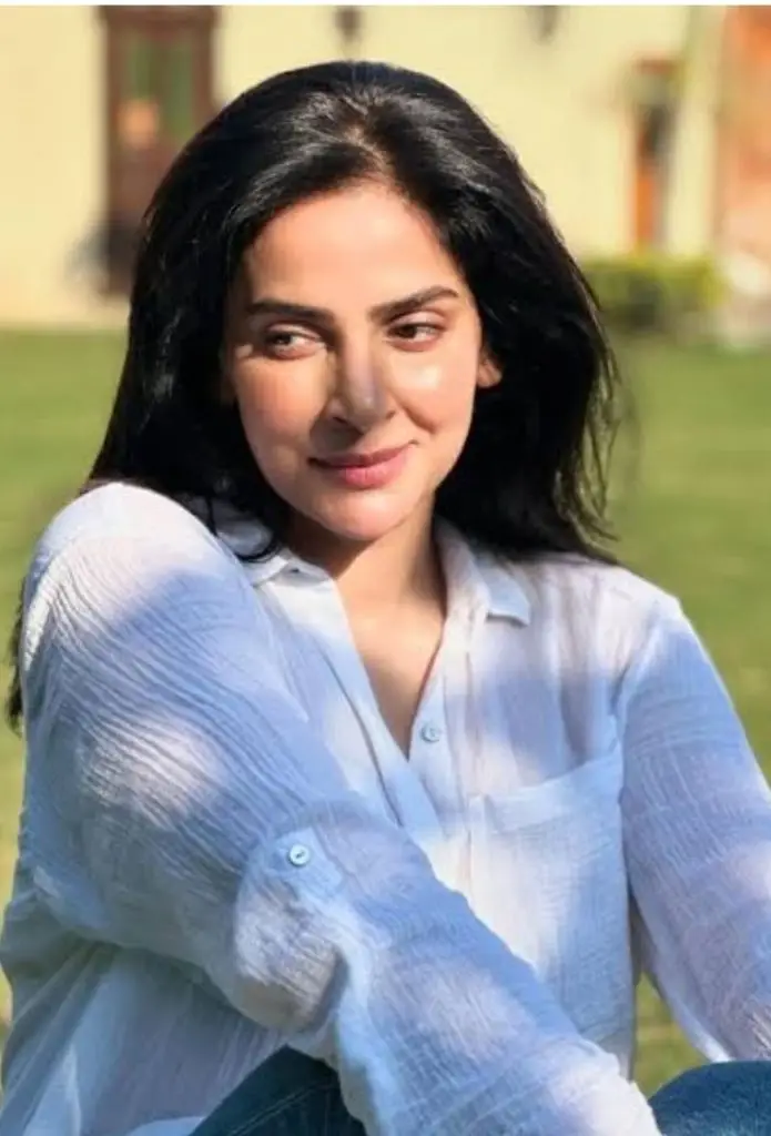 Momina Iqbal Reveals Her Favorite Pakistani Actor