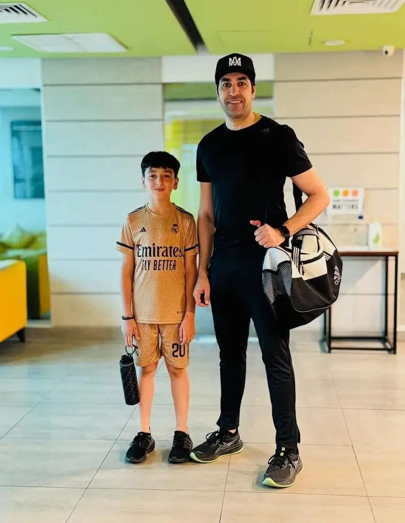 Umar Gul Enjoying Family Vacation in UK