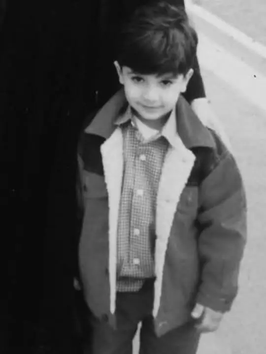 Famous Pakistani Stars Childhood Pictures