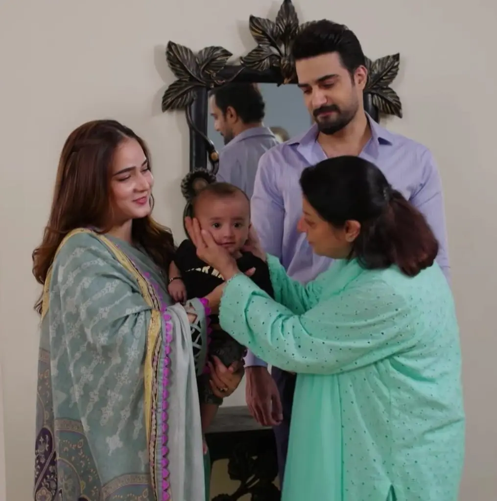 Public Reacts To Hunain And Dua Baby In Sharakat