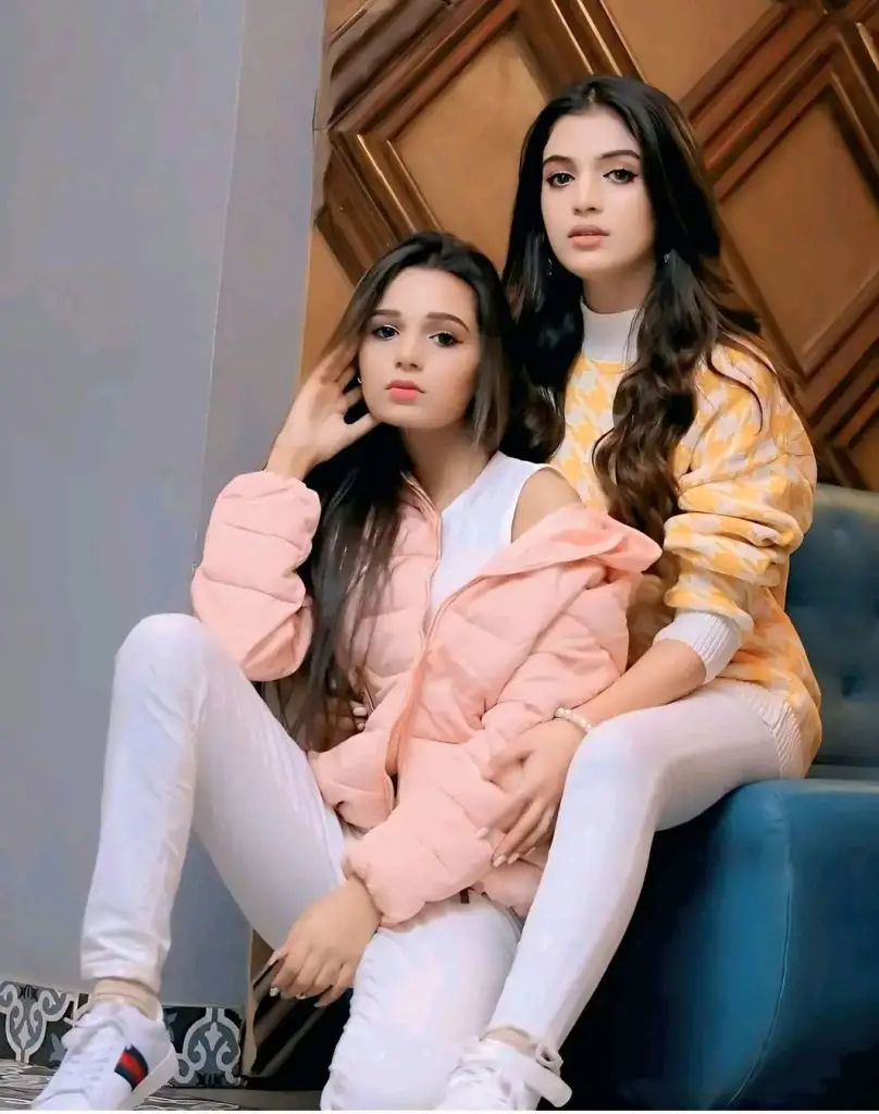 Emaan Khan’s Pictures with A Speacial Someone Out On Instagram
