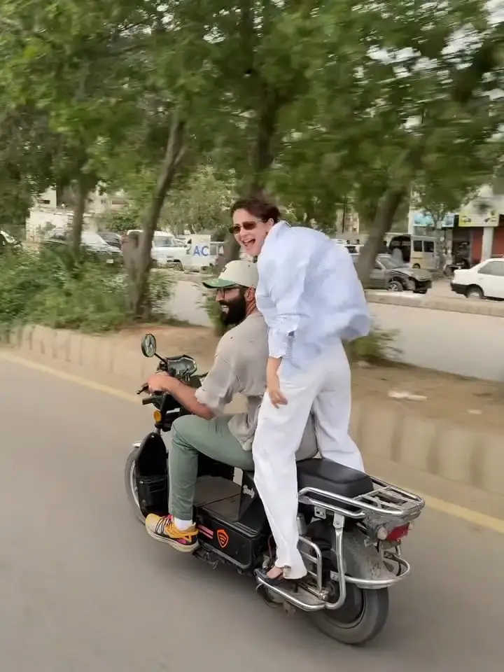 Shaniera Akram Calls Out Hania Aamir For Irresponsible Behaviour