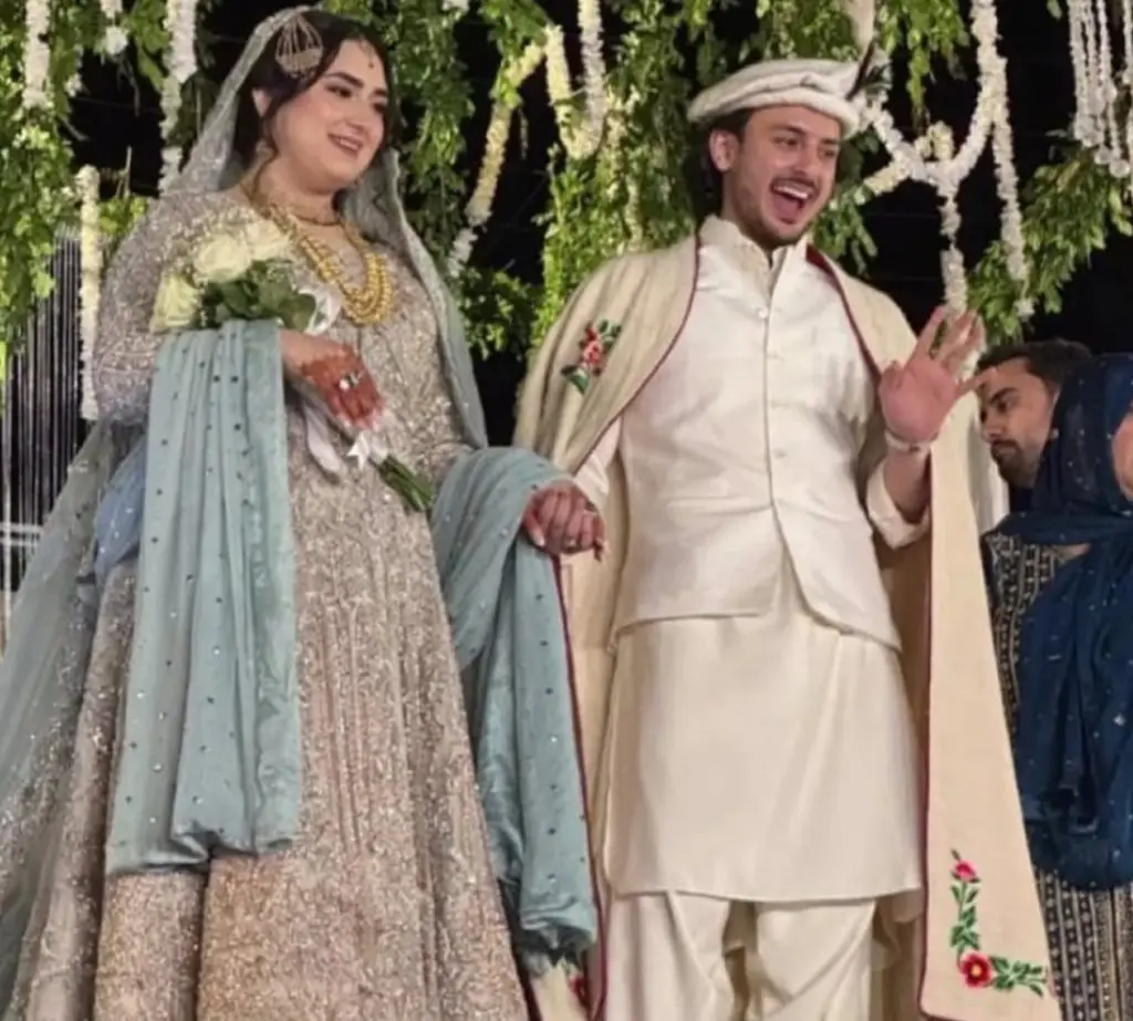 Singer Hasan Raheem Gets Married