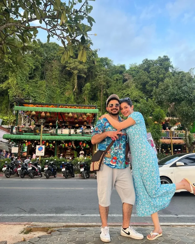 Hina Chaudhary Discloses Her Filmy Love Story