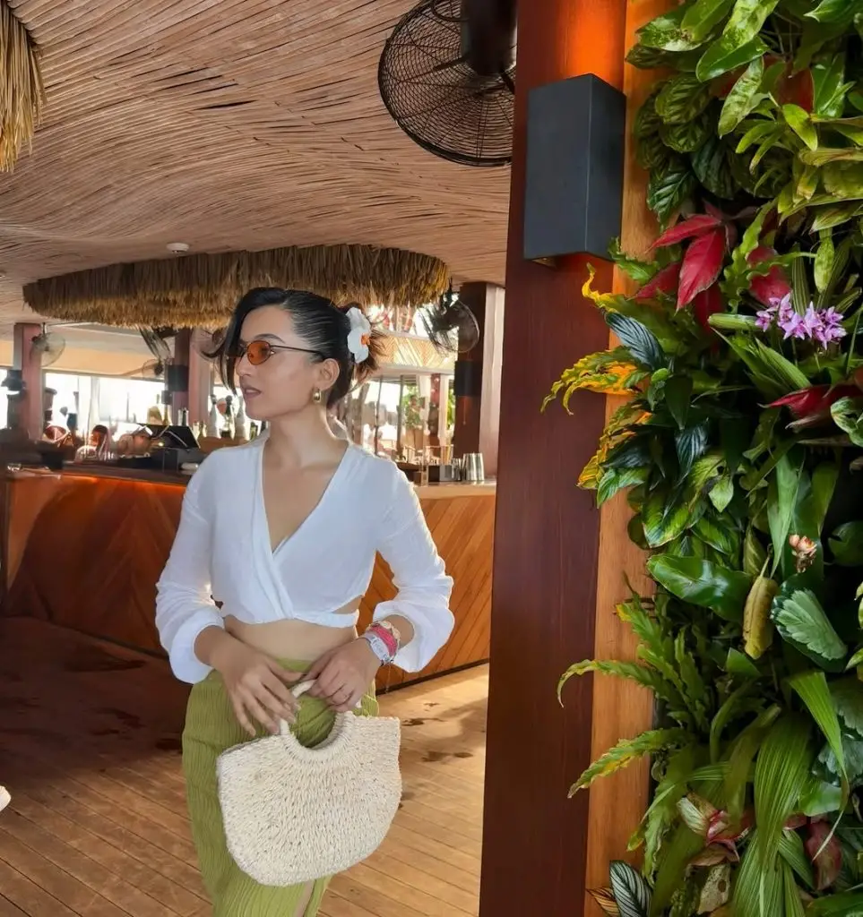 Hira Khan Latest Vacation Pictures Under Fire