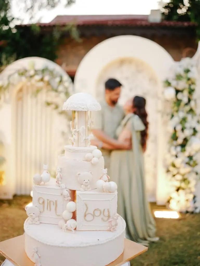 Iqra Kanwal Celebrates Pastel Themed Baby Shower