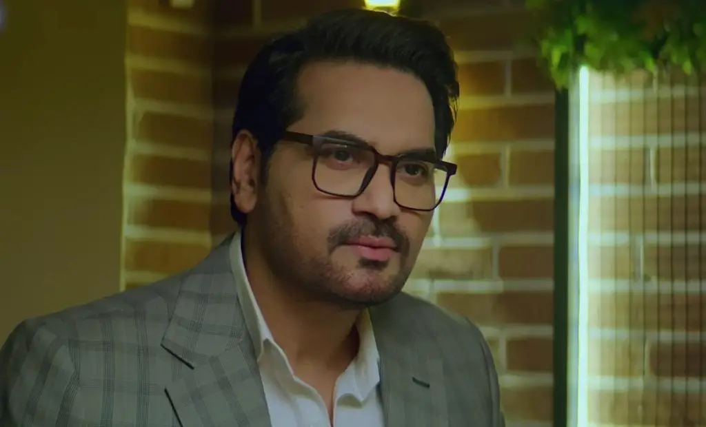 Main Manto Nahi Hoon Episode 12 – Public Heavily Criticizes Student Teacher Romance