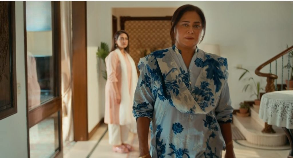Main Zameen Tu Aasman Cast Schedule and Timings