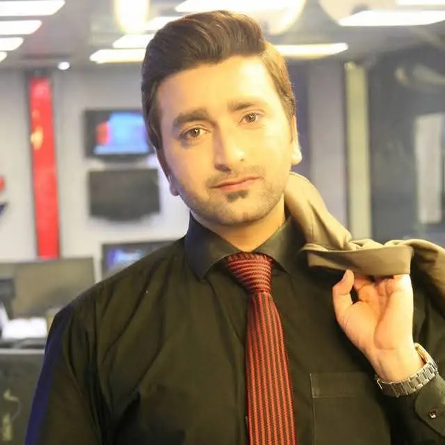 Anchor Osama Khan Sherwani’s Sudden Death Overwhlems Colleagues