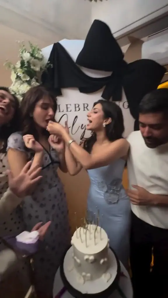 Ramsha Khan Celerates Sister’s Birthday