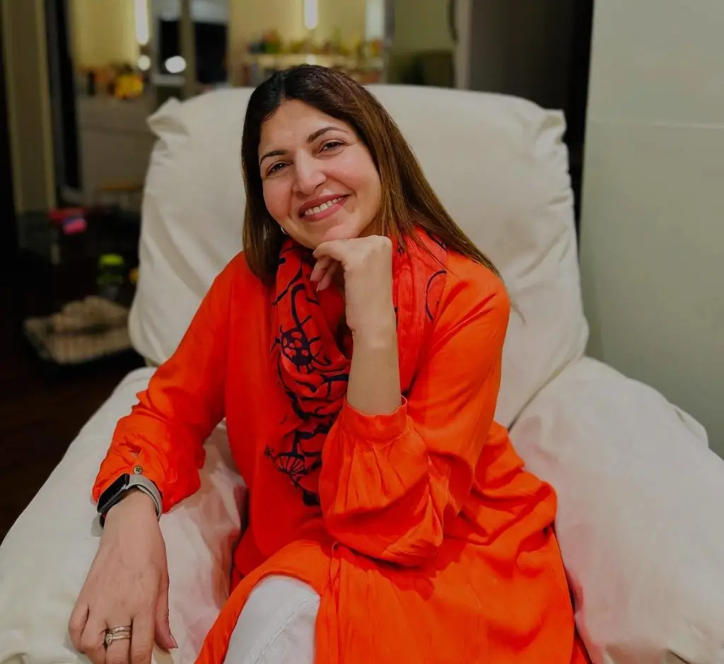 Shagufta Ejaz Sweet Clicks With Daughter