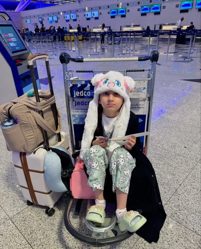Syra Yousuf Shares Beautiful Clicks With Daughter Nooreh