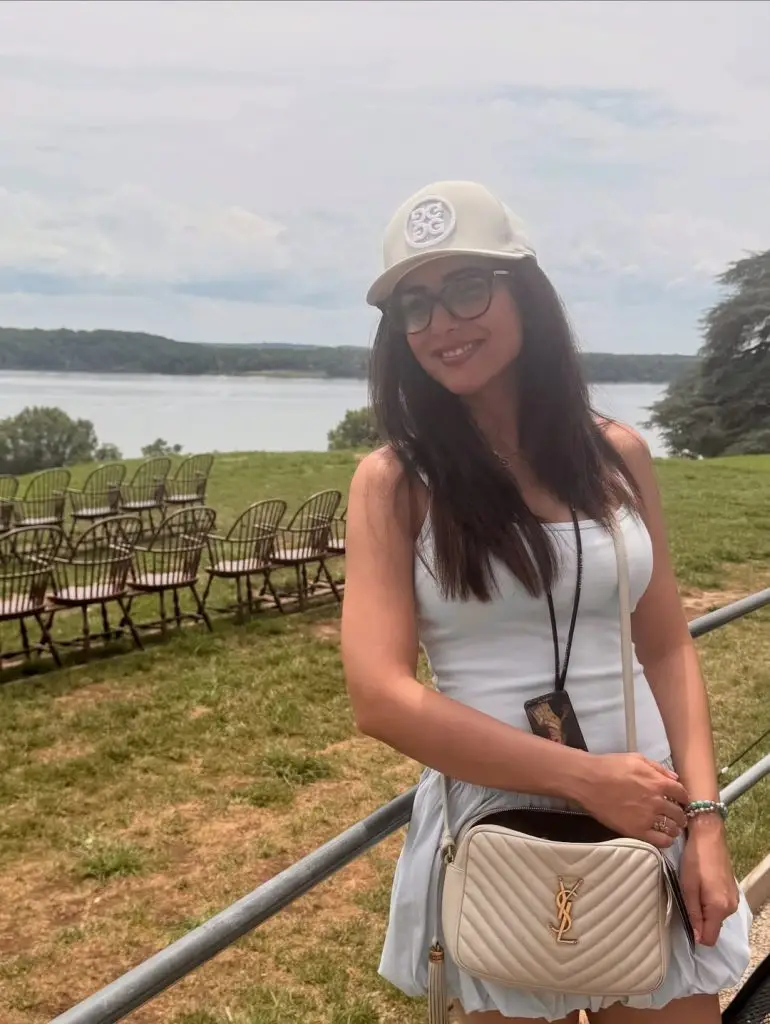 Ushna Shah & Husband Hamza Amin Vacation In Virginia USA