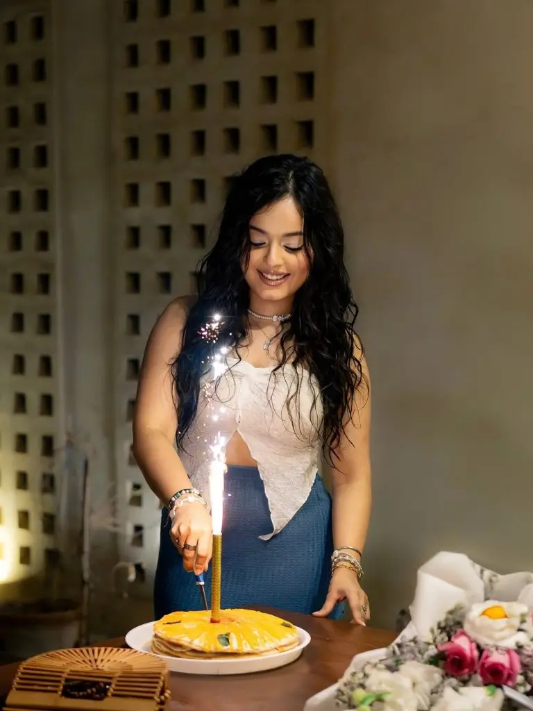 Zainab Raza Celebrates Birthday In Style