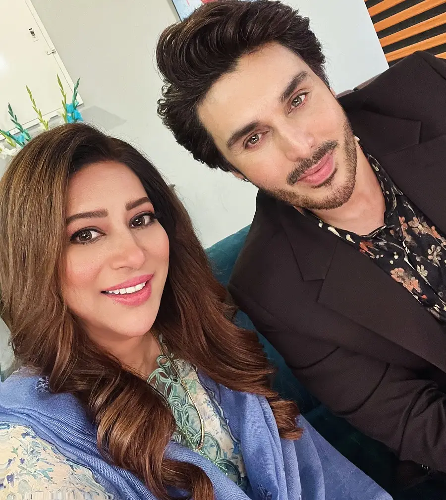 Afsheen Hayat Bids Farewell To Dayan with Unseen Pictures