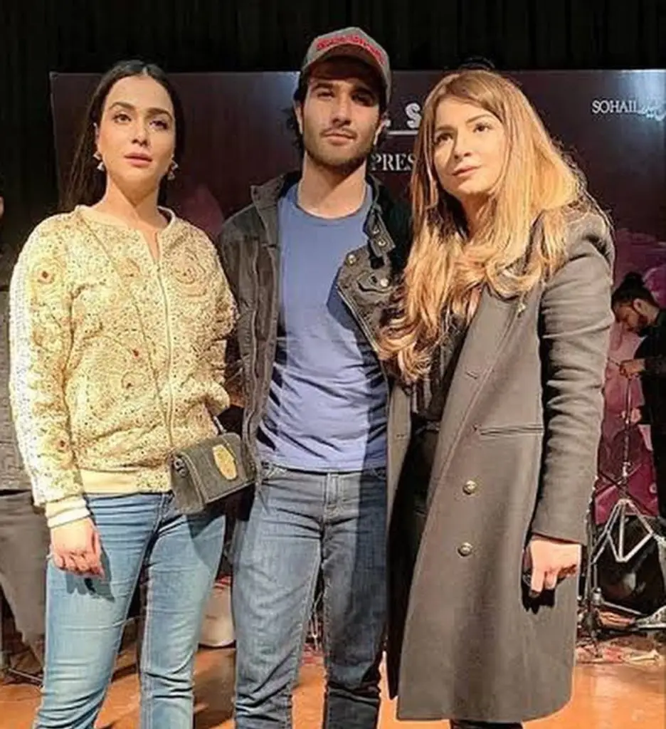 Dua Malik Unhappy with Comparisons to Feroze and Humaima