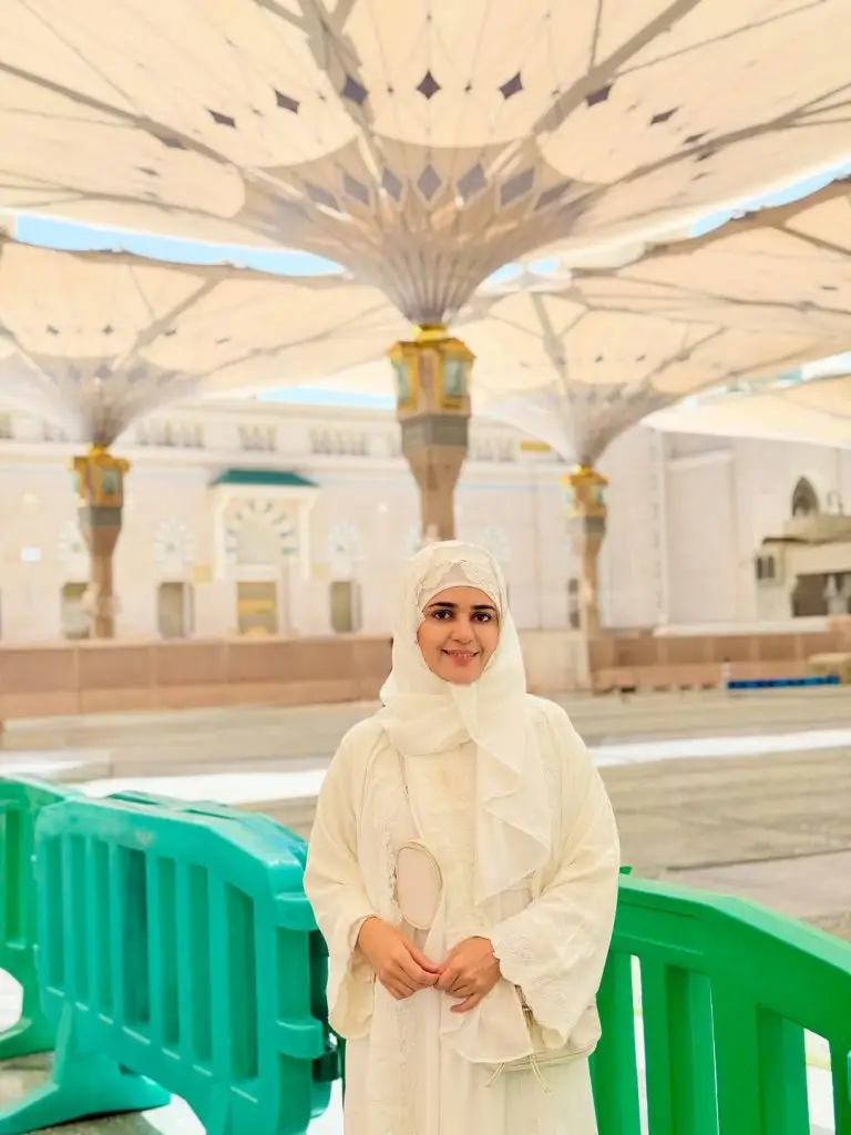Pakistani celebrities in Madinah on Eid Milad un Nabi 2025