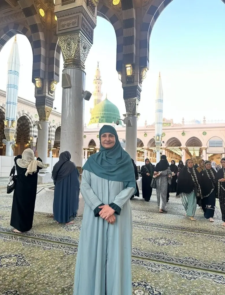 Pakistani celebrities in Madinah on Eid Milad un Nabi 2025