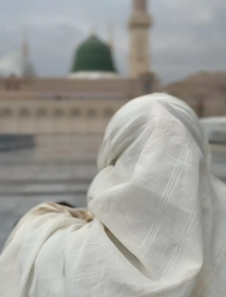 Pakistani celebrities in Madinah on Eid Milad un Nabi 2025