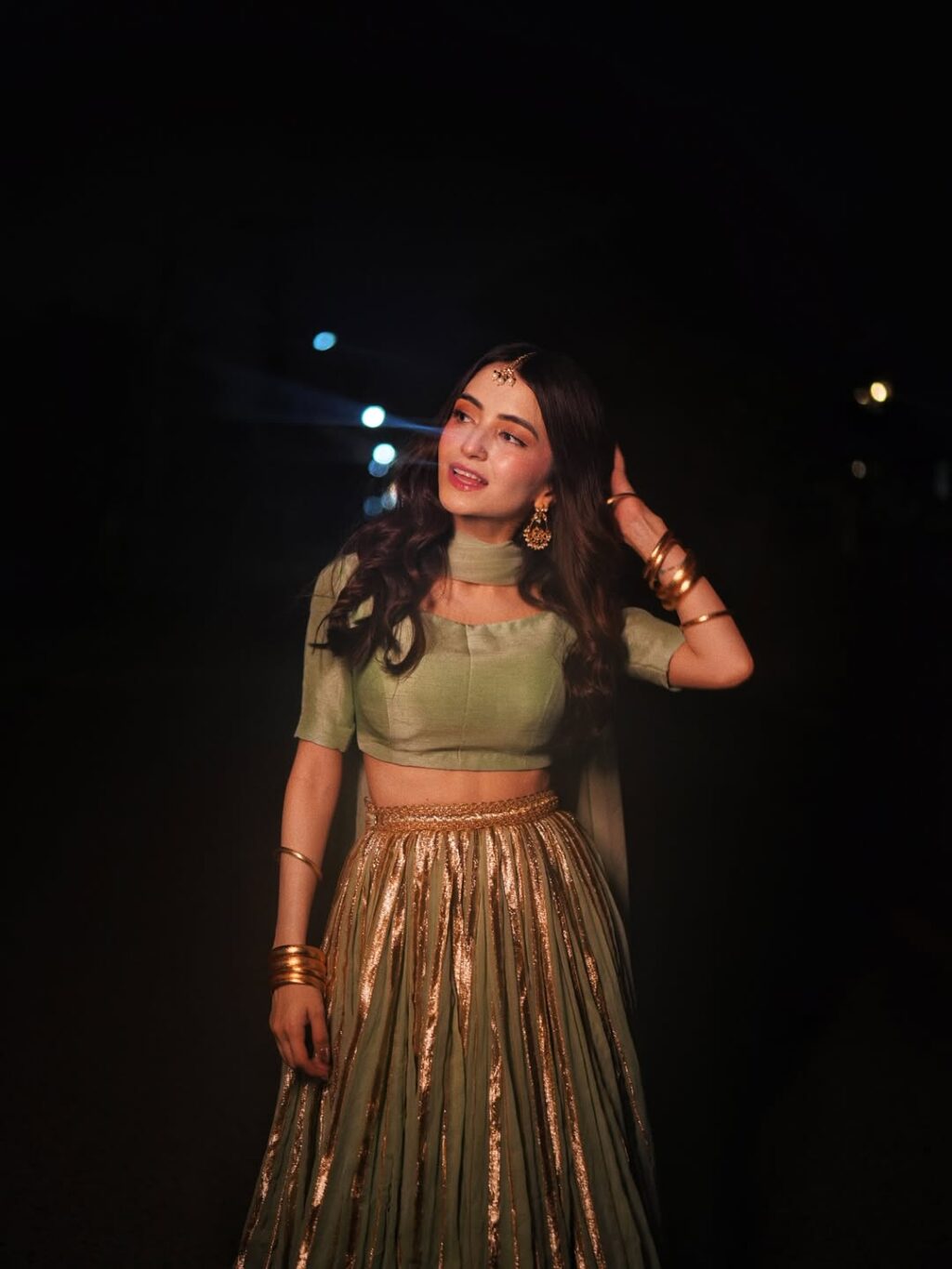Merub Ali HD Clicks From Brother’s Qawali
