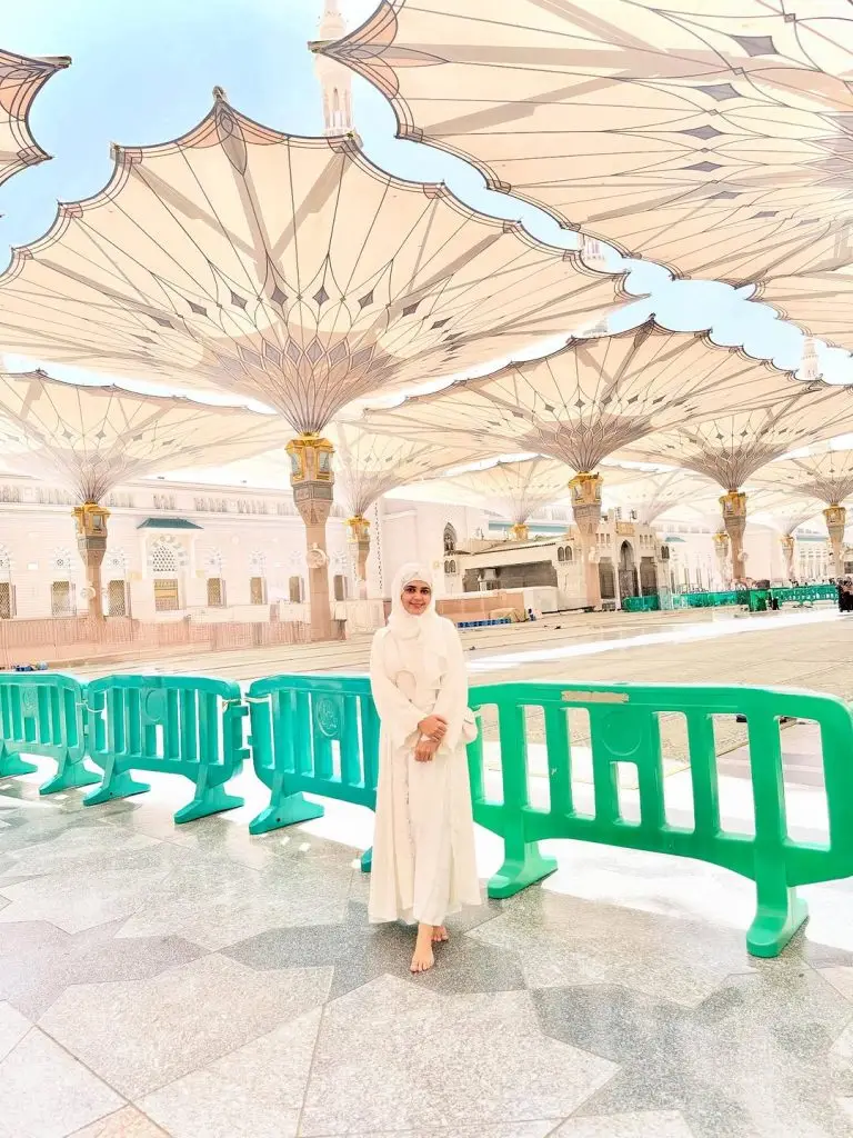 Pakistani celebrities in Madinah on Eid Milad un Nabi 2025