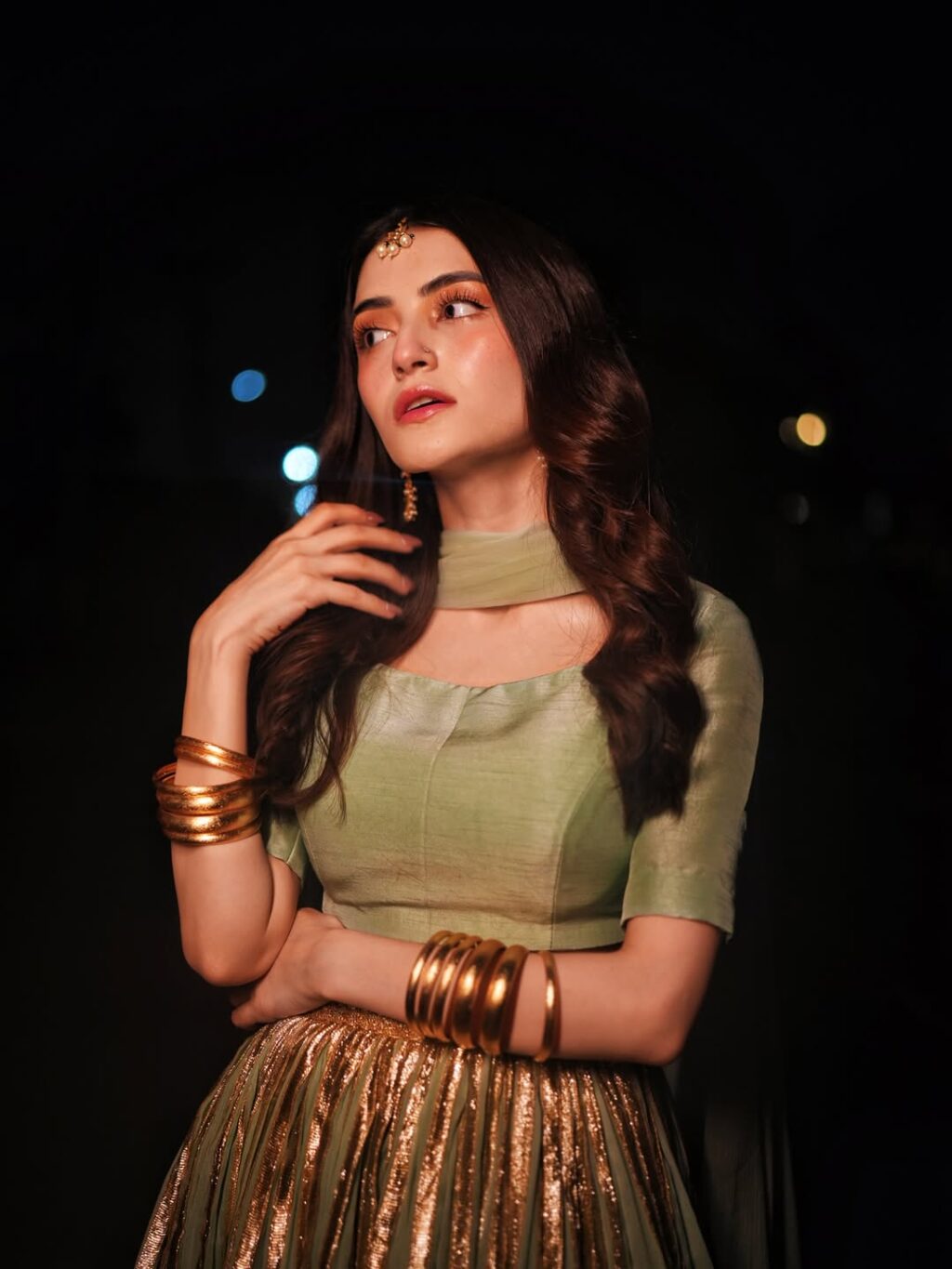 Merub Ali HD Clicks From Brother’s Qawali