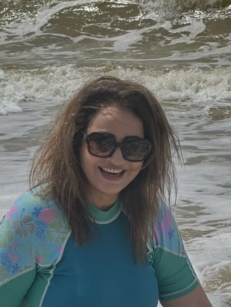 Saba Faisal’s Beach Party with Friends
