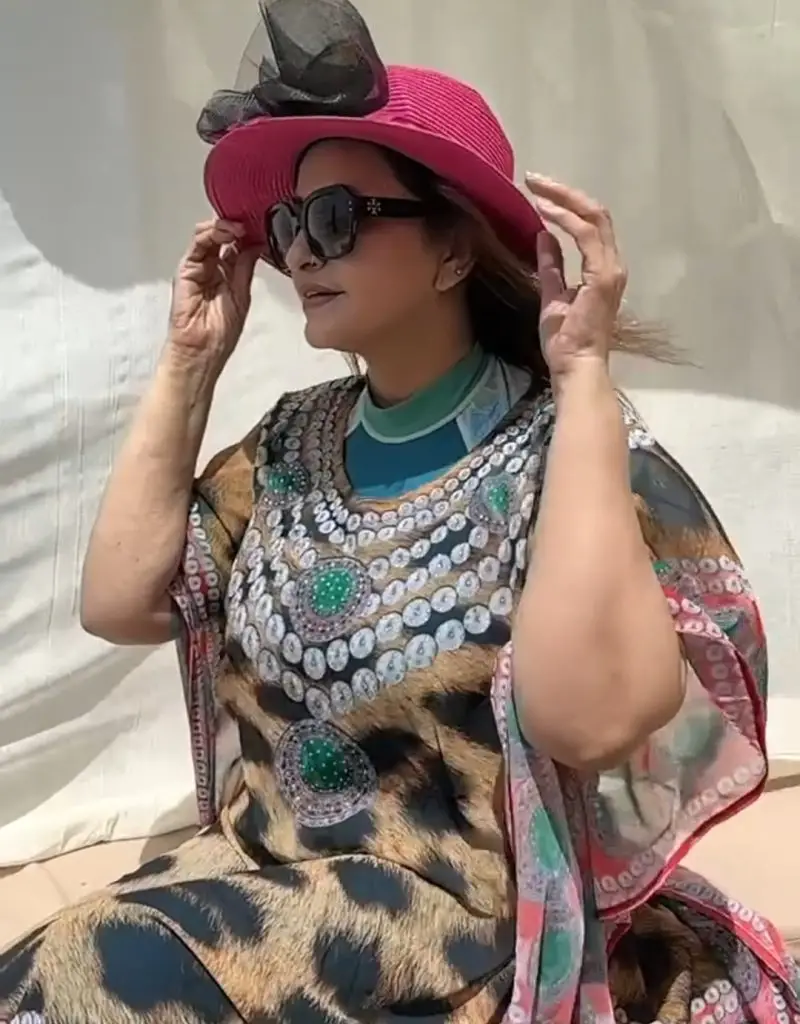 Saba Faisal’s Beach Party with Friends