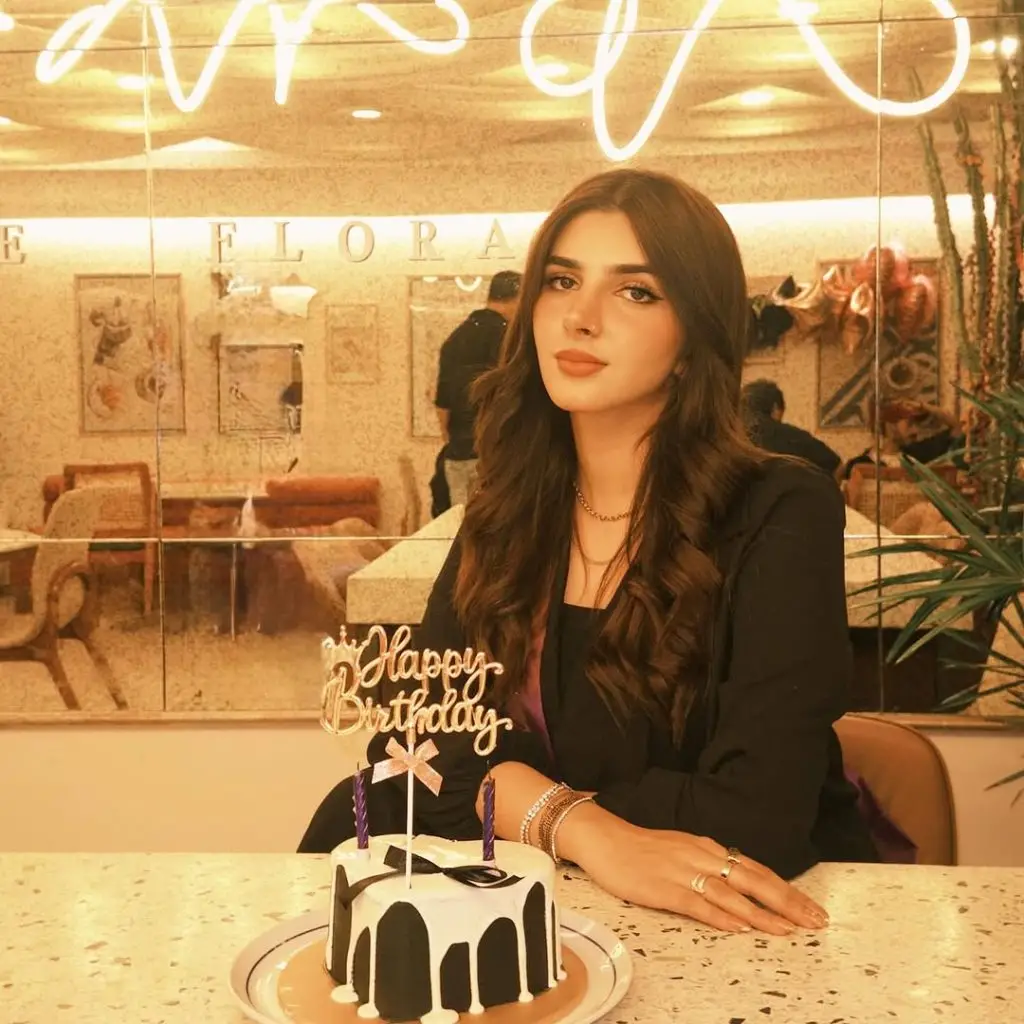 Laadli Fame Actress Vaneeza Sattar Celebrates Birthday
