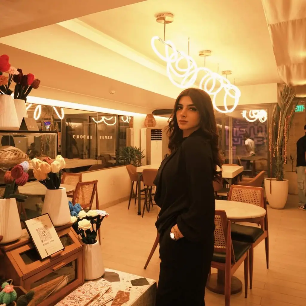 Laadli Fame Actress Vaneeza Sattar Celebrates Birthday