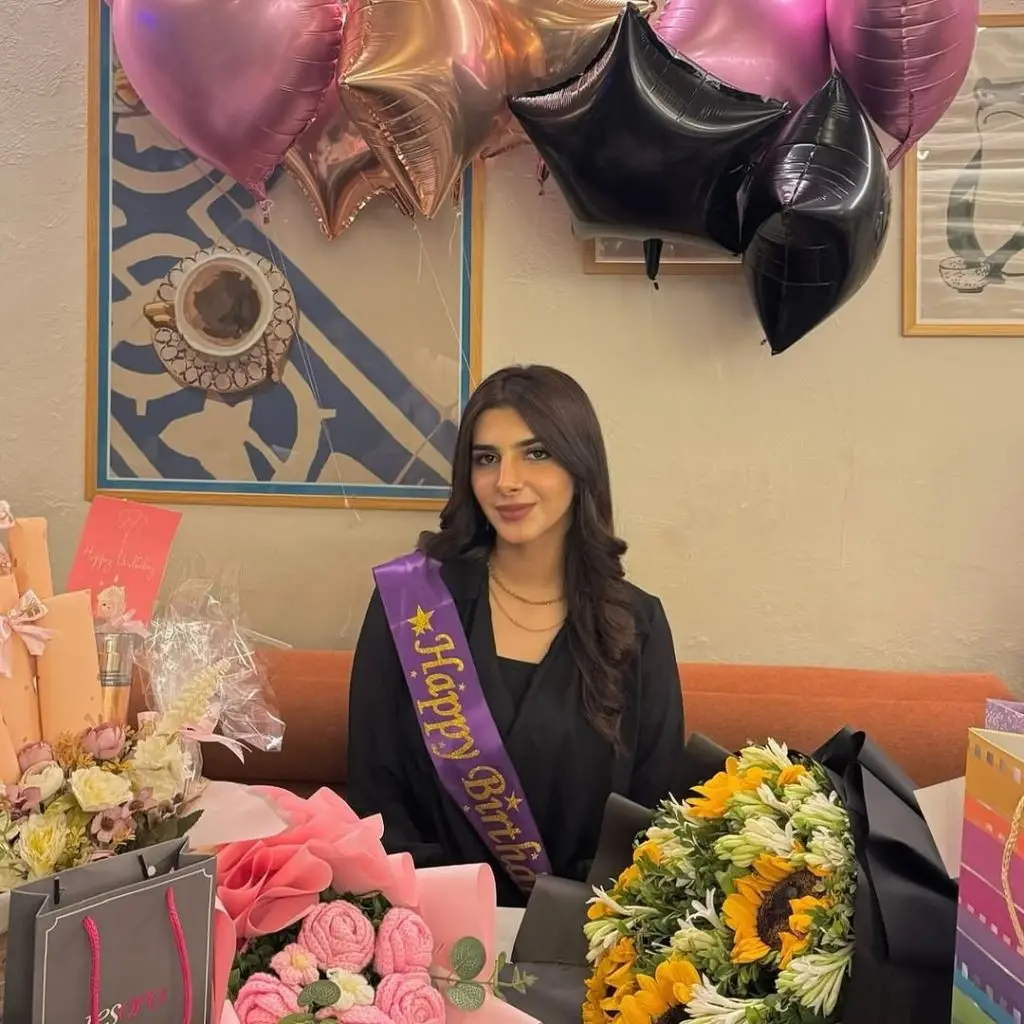 Laadli Fame Actress Vaneeza Sattar Celebrates Birthday