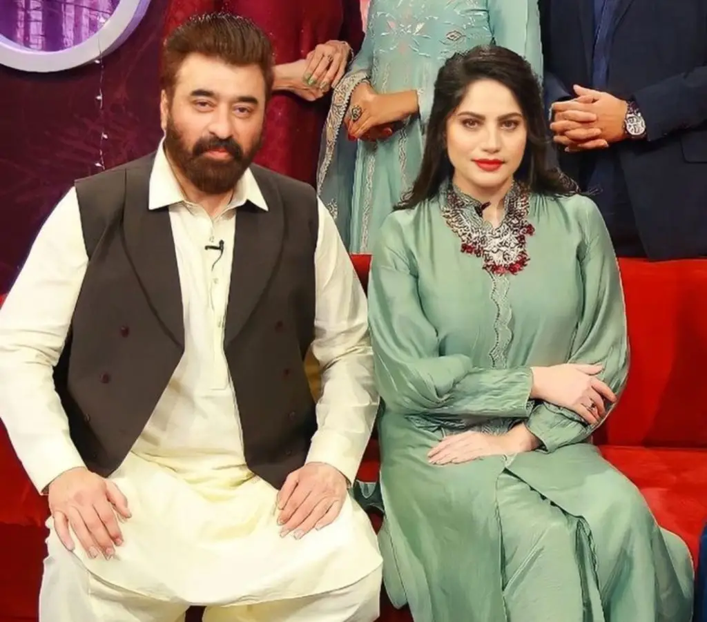 Balaj Replies To Question About Father Yasir Nawaz’s Girl Friends