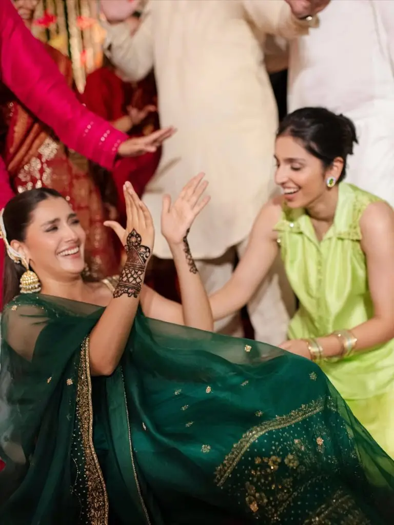 Ayeza Khan Shares Beautiful Clicks From Brother’s Mehendi